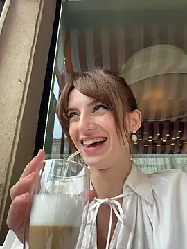 Czat XXX na żywo – -AngelAri-