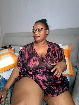 Goddess_of_Hearts – Live XXX-chat