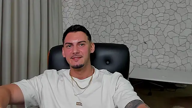 Czat XXX na żywo – ClintMasters