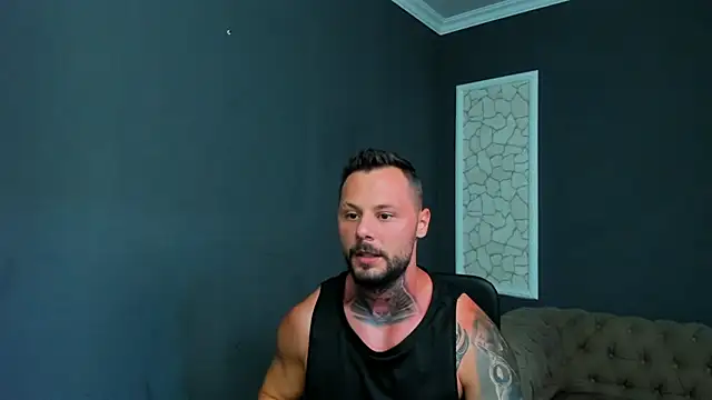 BrianHunts Adlı Modelin Canlı XXX Sohbeti