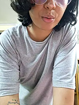 Emmaa_Lexx 现场XXX聊天