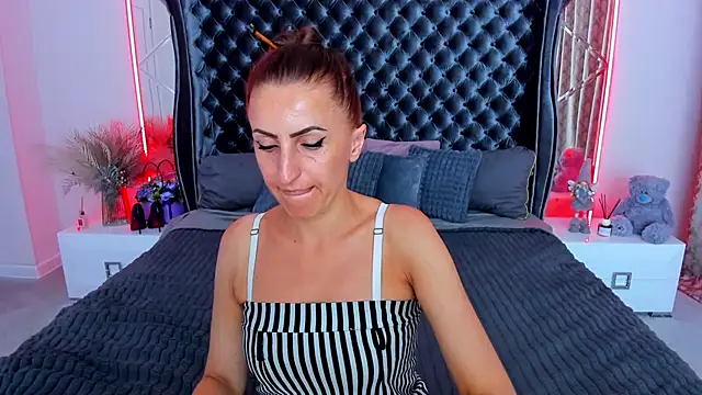 Rebecca_Diamond: απευθείας συνομιλία ΧΧΧ