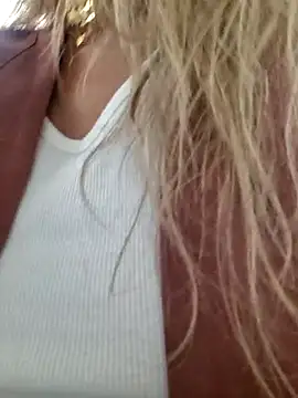 CelynaRoss Live XXX Chat