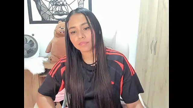 Ciara8 élő XXX-chatje