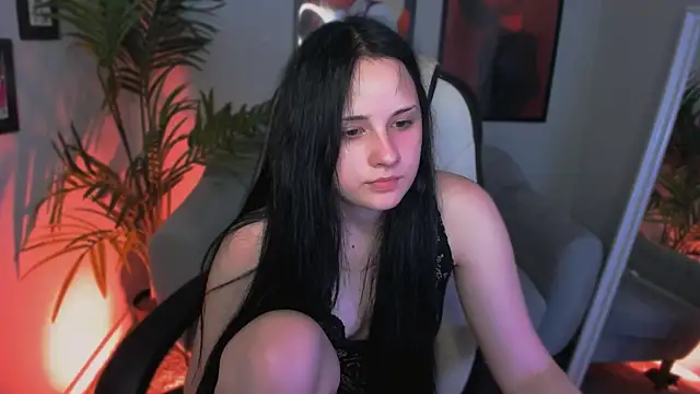 AmeliaRiviera Chat XXX in diretta