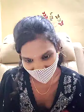 Shreya-telugupilla Chat XXX in diretta