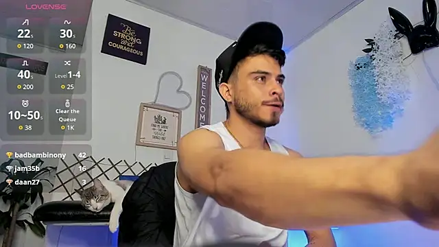 XXX chat uživo modela Bastian_MCcormick
