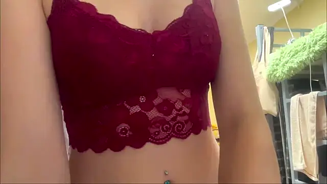 AquilineOrites Live XXX-Chat