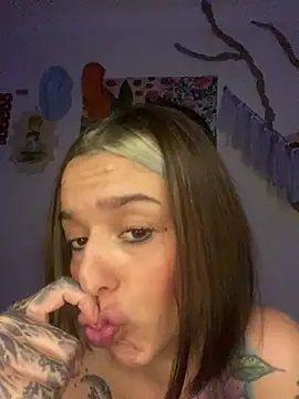 BlueStoneX's Live XXX Chat