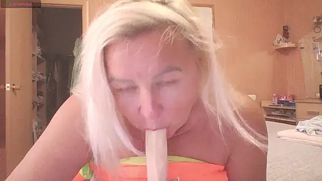 Czat XXX na żywo – mira_robinsonnn