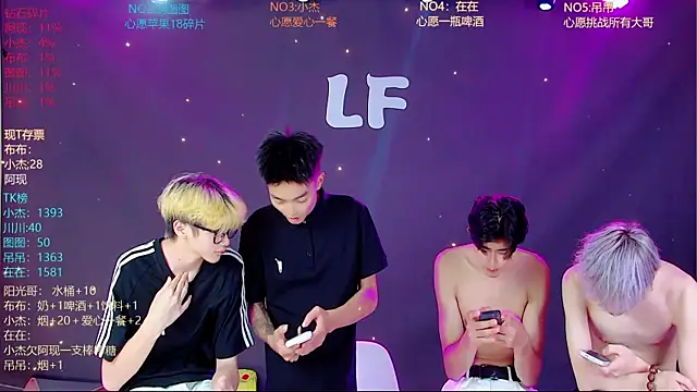 Chat XXX en directo de M-handsome-boy