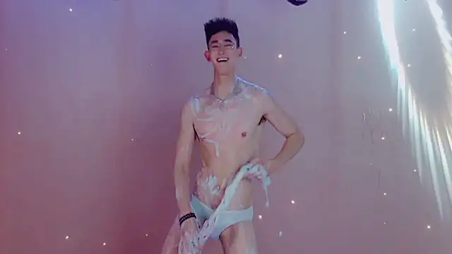 Czat XXX na żywo – TNT-888