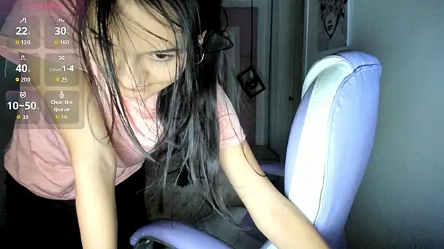 CloyBabee's Live XXX Chat