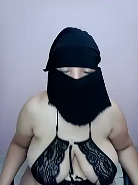 hot_farawla00 Adlı Modelin Canlı XXX Sohbeti