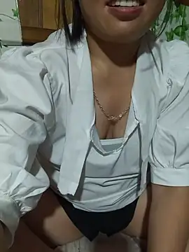 25quydau89's Live XXX Chat