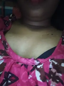 Shivani-tiwari Chat XXX in diretta