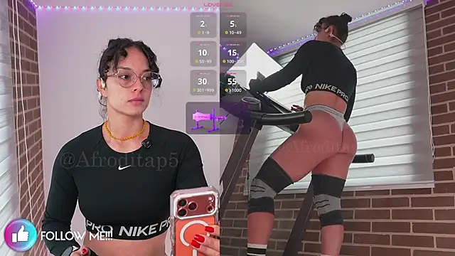 afroditaP_'s Live XXX Chat