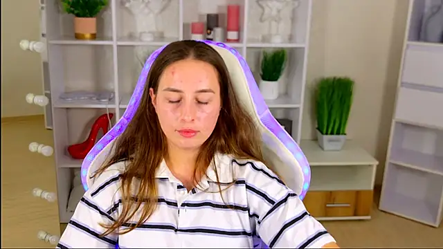 NadinnL's Live XXX Chat