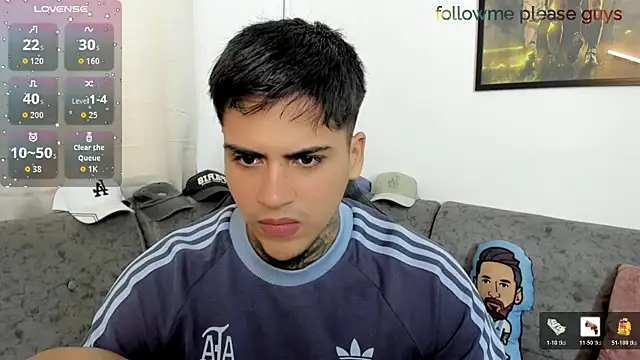 Chat XXX Live sweetlatinoboy