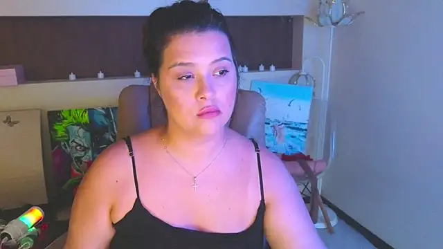 Malika_uAngel XXX чат на живо