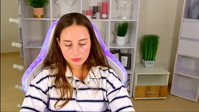 NadinnL's Live XXX Chat