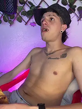 Chatroom XXX en direct de Dirty_Dark_Devil666