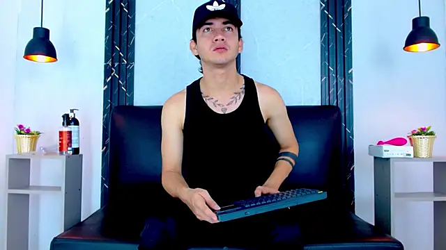 Feiccer_Castquer – Naživo XXX chat