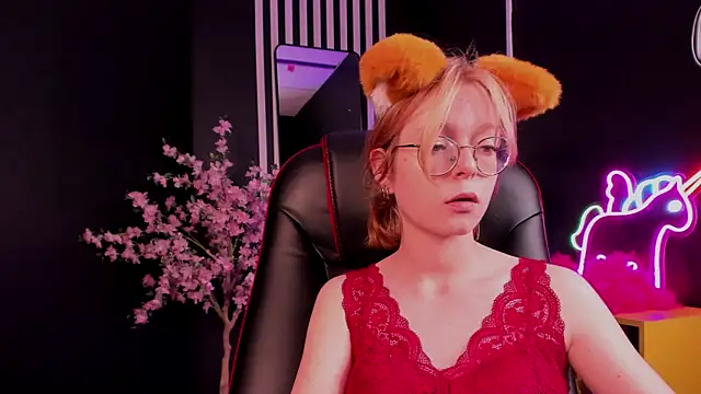 FoxxyyPolly: онлайн-секс-чат