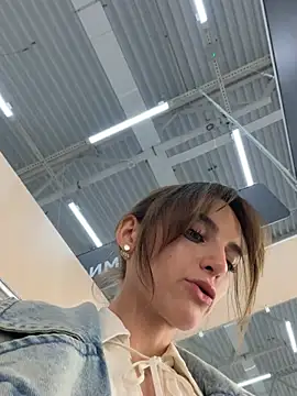 -AngelAri- Chat XXX live