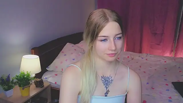 Chatroom XXX en direct de DeniseMekus