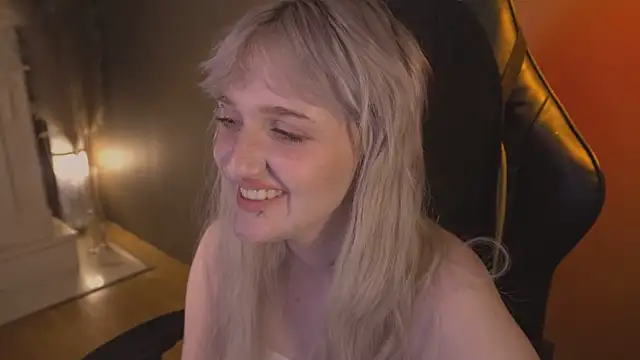 ELLIEJAY's Live XXX Chat