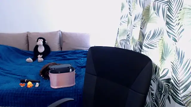 Chat +18 de ViviRoses ao vivo