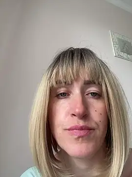 Czat XXX na żywo – Milana_aa