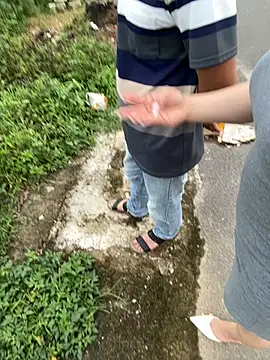 May-Squirt 网络视讯表演