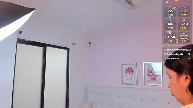 DianaSheren's Live XXX Chat