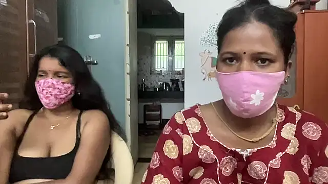 Tamil_Sajitha élő XXX-chatje