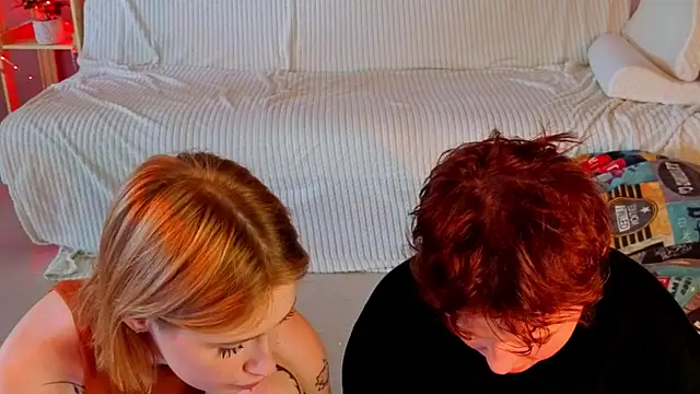 Chatroom XXX en direct de two_gerls_here