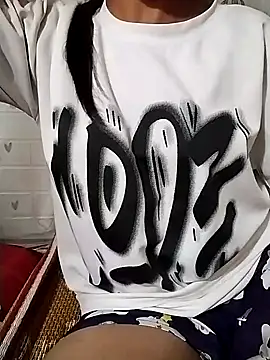 Chat +18 de Helen-nn ao vivo