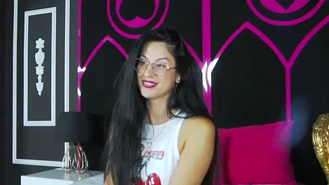 Chat +18 de Areina ao vivo