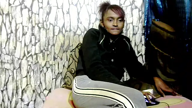 XXX chat uživo modela SassyXindian