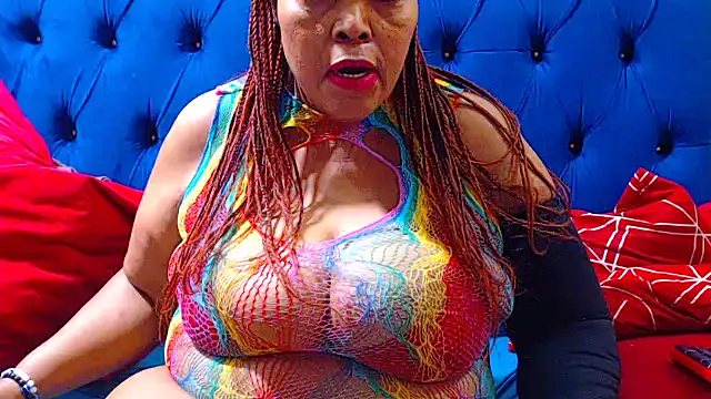 ebonycandy10: онлайн-секс-чат