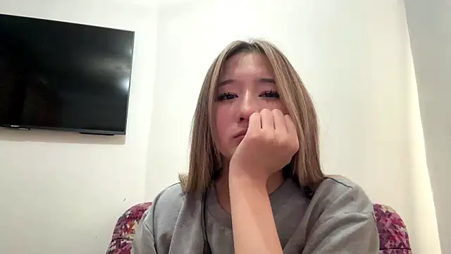 CloudyClamber Live XXX-Chat