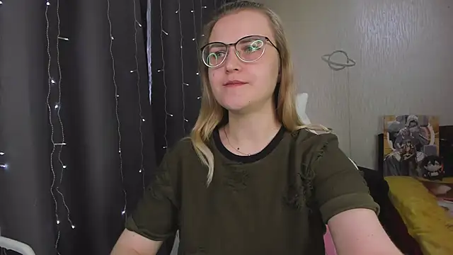 MissBrightShine's Live XXX Chat