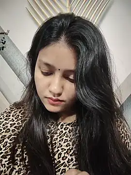 Pavitra_Sharma live XXX chat