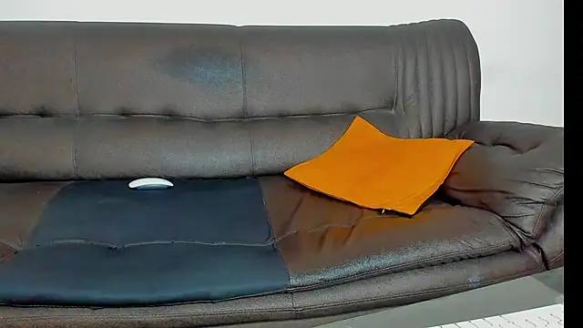 Chat XXX en directo de KingAura8
