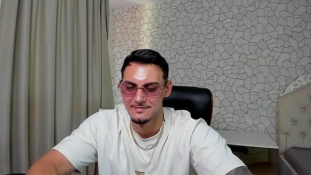 ClintMasters Chat XXX live