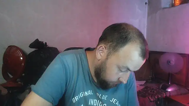 Webkamerová show BIG-COCK-OMG