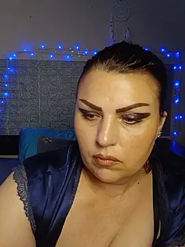 kataleya94 Adlı Modelin Canlı XXX Sohbeti
