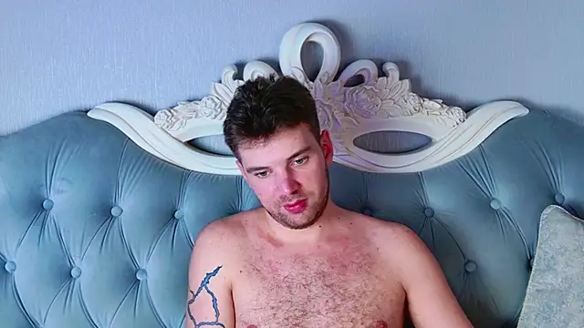 ArthurMeyers' Live XXX Chat