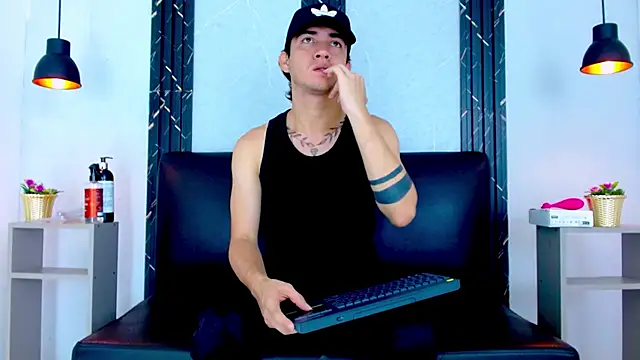 XXX chat uživo modela Feiccer_Castquer